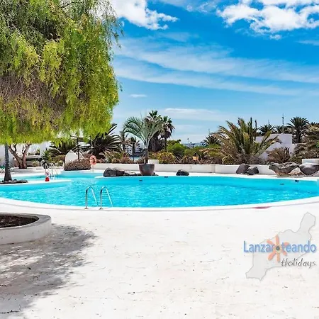 House Of The Horizon Playa Cucharas Vv Penthouse With Sea & Pool View Aircon * Costa Teguise