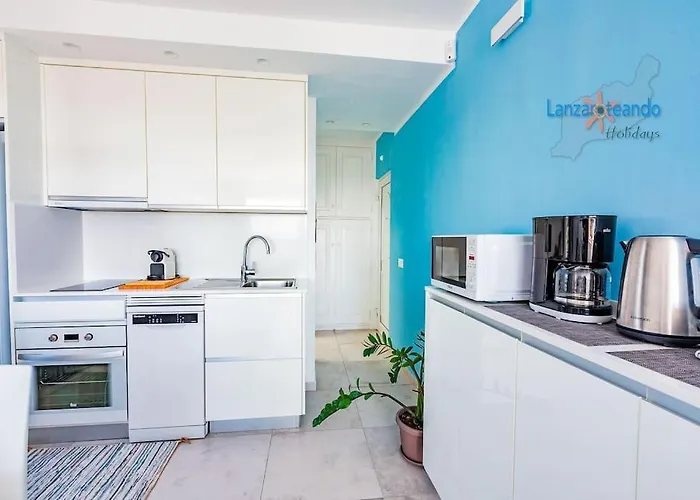 House Of The Horizon Playa Cucharas Vv Penthouse With Sea & Pool View Aircon * Costa Teguise