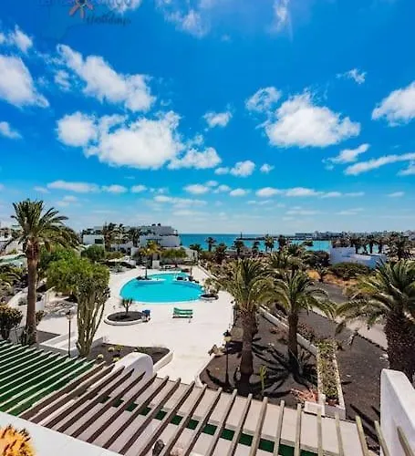 House Of The Horizon Playa Cucharas Vv Penthouse With Sea & Pool View Aircon Apartman *