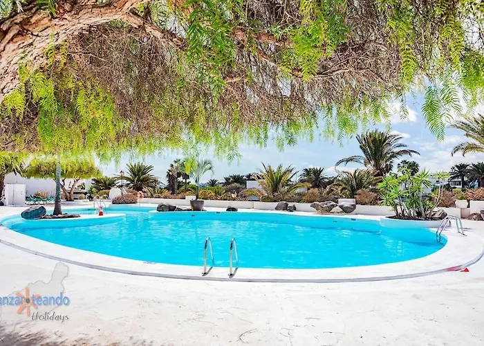 House Of The Horizon Playa Cucharas Vv Penthouse With Sea & Pool View Aircon