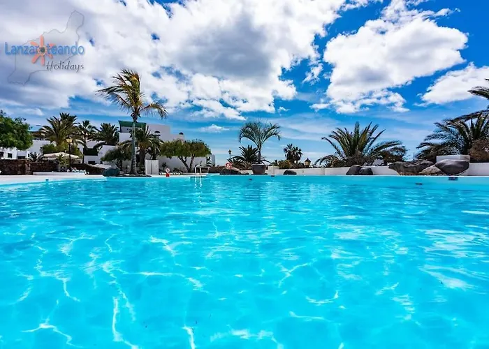 House Of The Horizon Playa Cucharas Vv Penthouse With Sea & Pool View Aircon Apartman