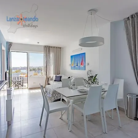 Апартаменты House Of The Horizon Playa Cucharas Vv Penthouse With Sea & Pool View Aircon Коста-Тегисе