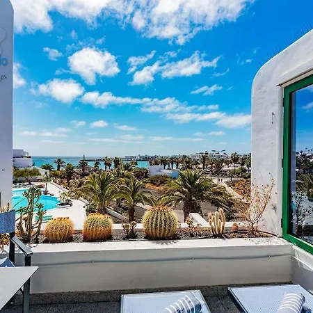 Апартаменты House Of The Horizon Playa Cucharas Vv Penthouse With Sea & Pool View Aircon *