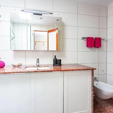 House Of The Horizon Playa Cucharas Vv Penthouse With Sea & Pool View Aircon *