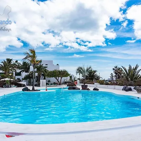 House Of The Horizon Playa Cucharas Vv Penthouse With Sea & Pool View Aircon Costa Teguise