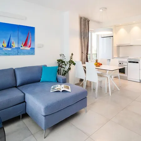 House Of The Horizon Playa Cucharas Vv Penthouse With Sea & Pool View Aircon