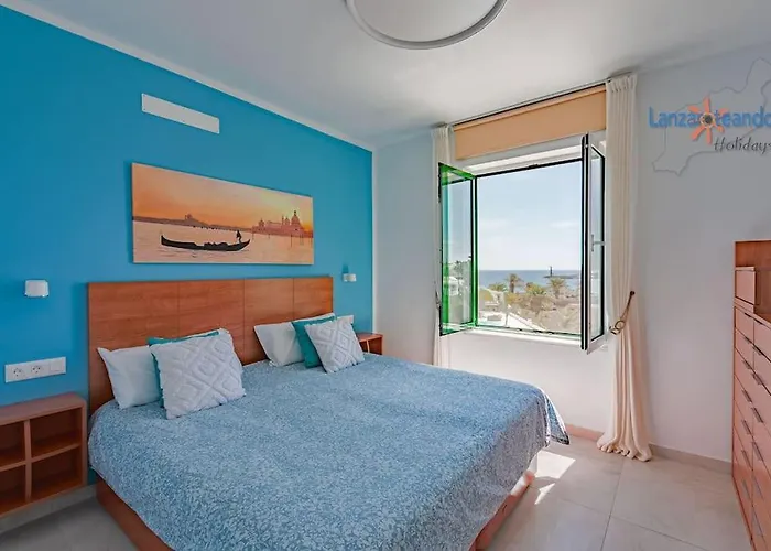 شقة House Of The Horizon Playa Cucharas Vv Penthouse With Sea & Pool View Aircon