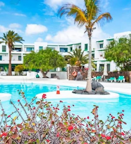 House Of The Horizon Playa Cucharas Vv Penthouse With Sea & Pool View Aircon Appartement Costa Teguise